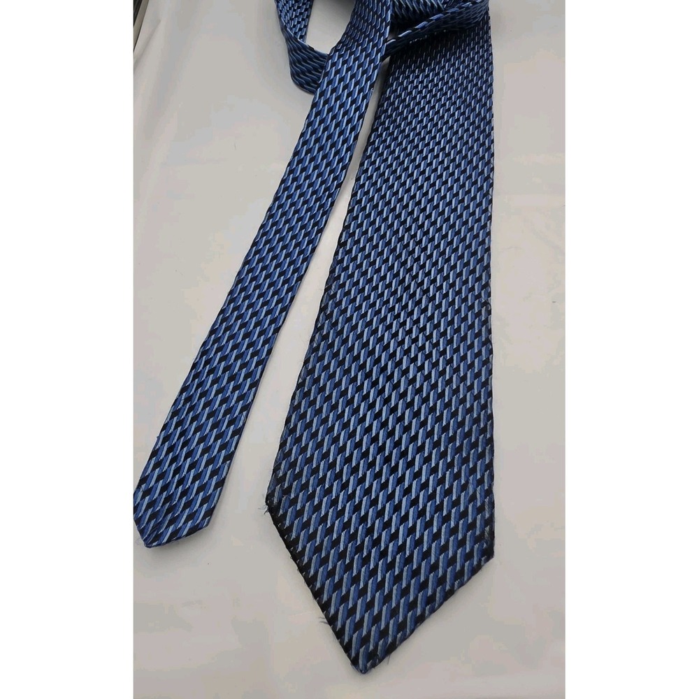 Jones New York Silk Tie Necktie Blues Grid Pattern Cubic USA